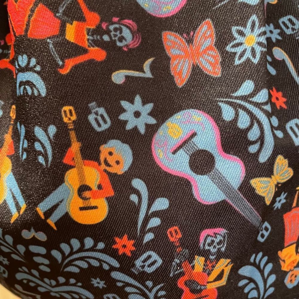 Coco themed drawstring bag backpack​ - Picture 5 of 15
